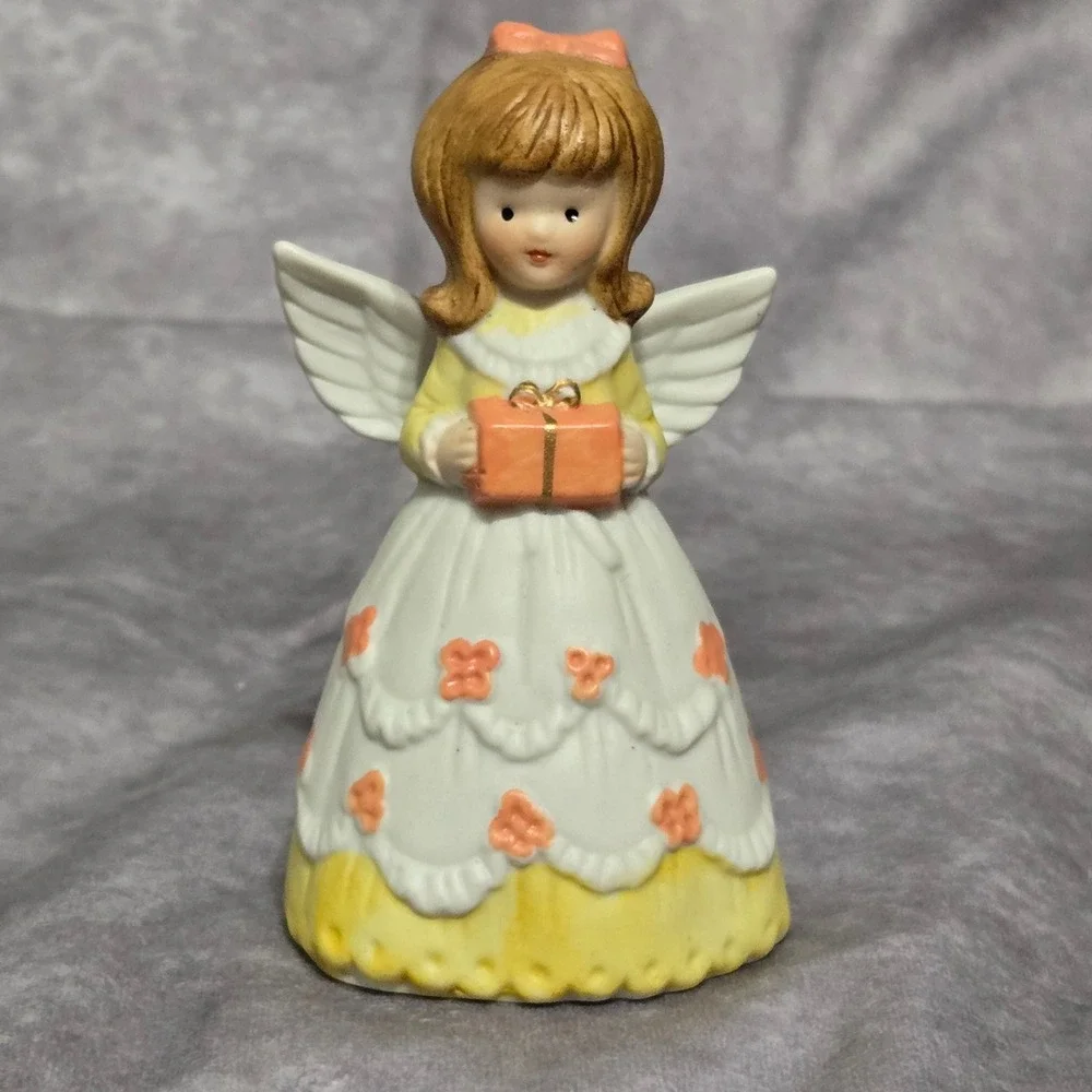 Lipco Angel Girl With‎ Gift Porcelain Bell Figurine Vintage
